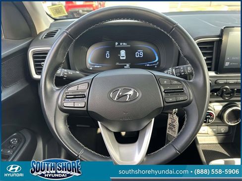 Certified 2023 Hyundai Venue SEL w/ Cargo Package image 15