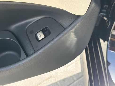 Used 2022 Mercedes-Benz E 350 Sedan image 19