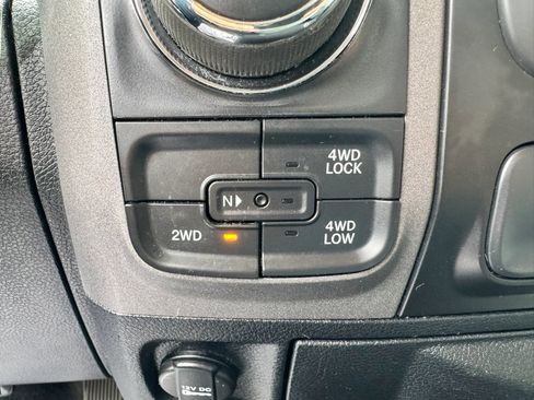 Used 2018 RAM 1500 Express w/ Express Value Package AWD/4WD image 26