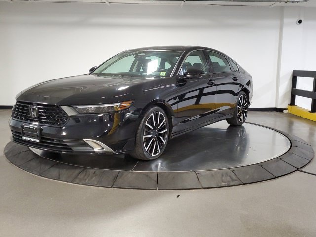Used 2024 Honda Accord Touring image 5
