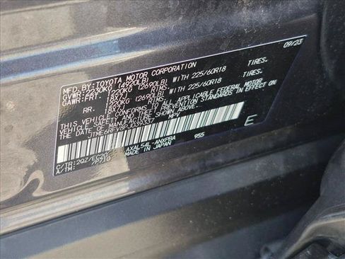 Used 2023 Toyota RAV4 XSE w/ XSE Grade Weather Package AWD/4WD image 17
