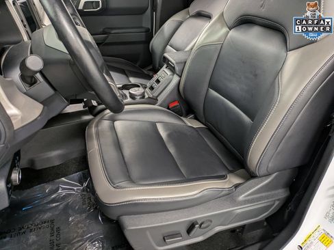 Used 2025 Ford Bronco Outer Banks AWD/4WD image 12