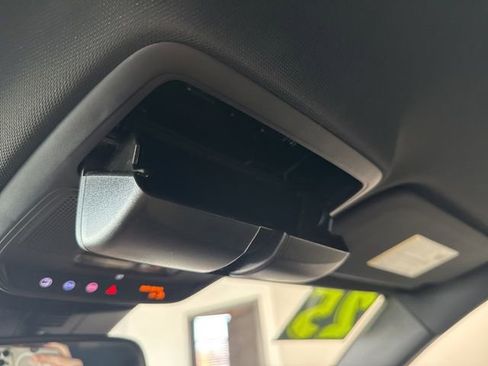 Used 2025 GMC Acadia AT4 image 56