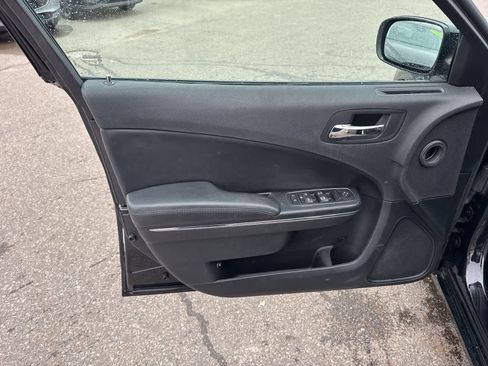Used 2014 Dodge Charger SE image 15