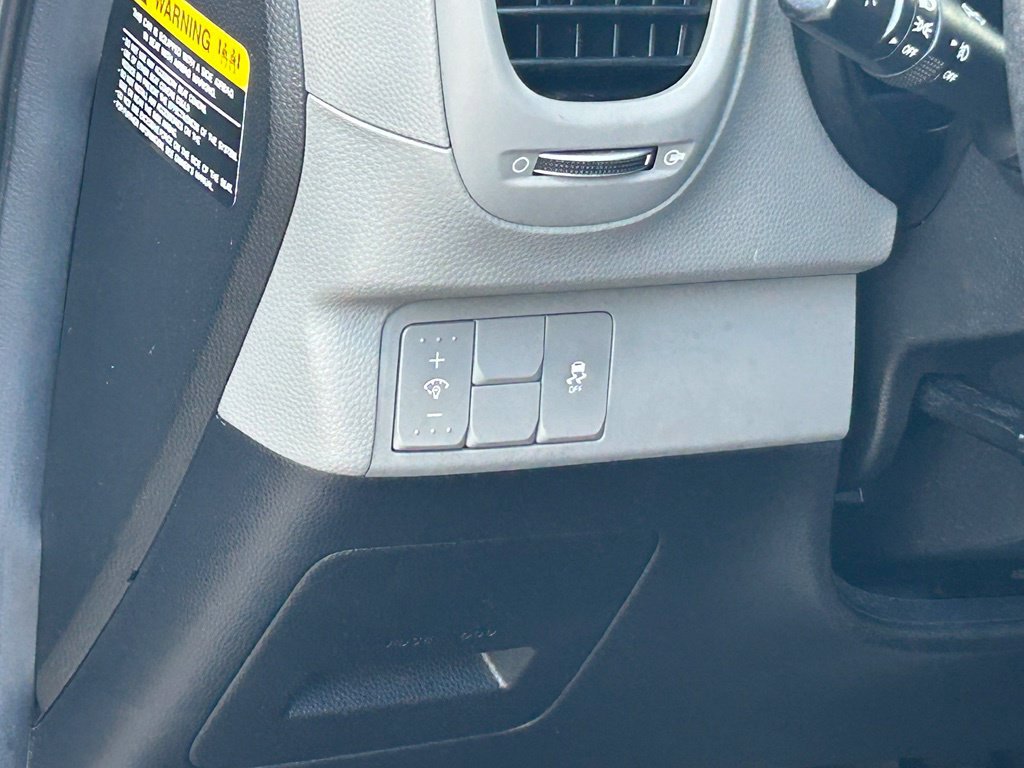 Used 2017 Kia Soul + FWD image 34
