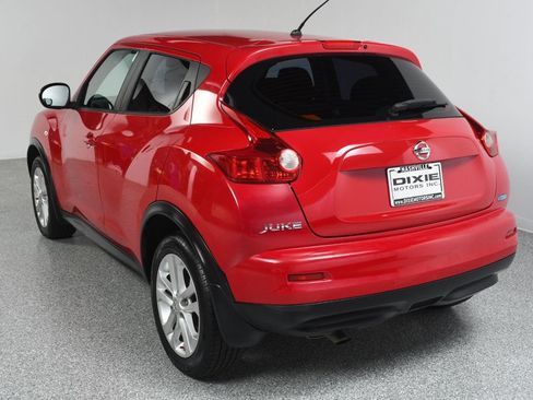 Used 2014 Nissan Juke S FWD image 7
