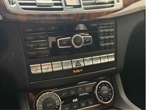 Used 2014 Mercedes-Benz CLS 550 image 17
