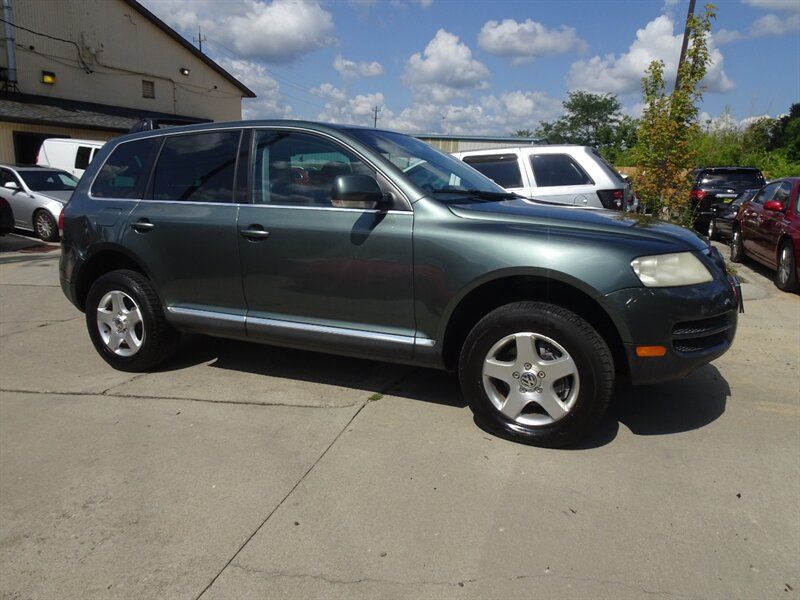 Used 2004 Volkswagen Touareg V6 AWD/4WD image 3