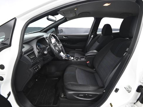 Used 2022 Nissan Leaf SV Plus w/ Protection Package image 36