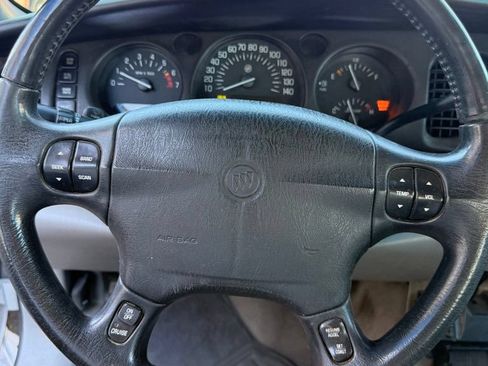 Used 2004 Buick Le Sabre Limited w/ Gran Touring Package FWD image 12