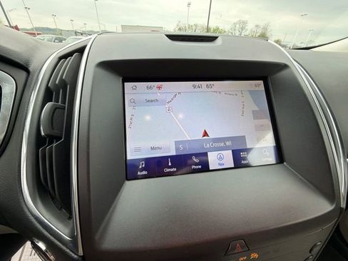 Used 2020 Ford Edge Titanium w/ Equipment Group 301A AWD/4WD image 19