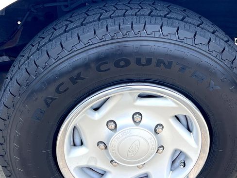 Used 2002 Ford F250 XL image 14