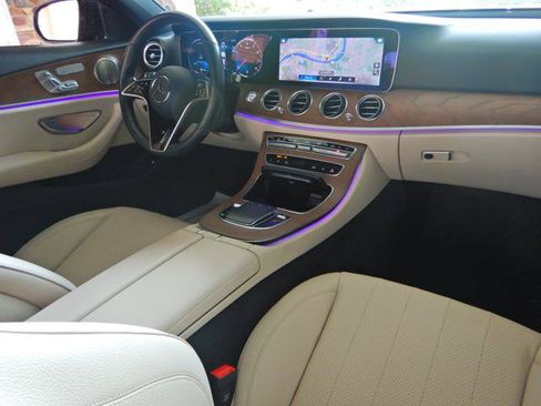 Used 2023 Mercedes-Benz E 350 4MATIC Sedan w/ Premium Package image 18