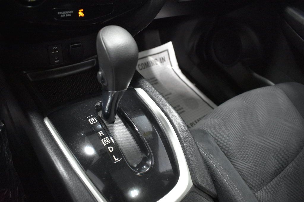 Used 2014 Nissan Rogue SV w/ SV Premium Package FWD image 20