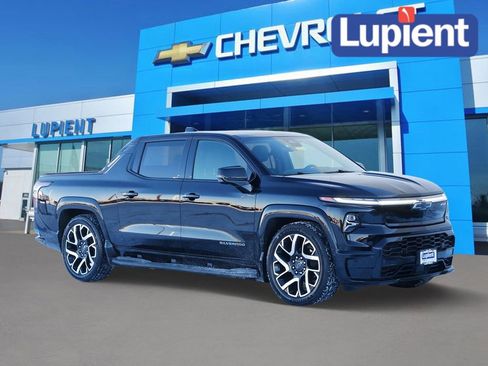 Used 2024 Chevrolet Silverado EV RST image 1