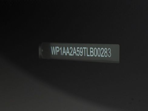 Certified 2026 Porsche Macan AWD/4WD image 47