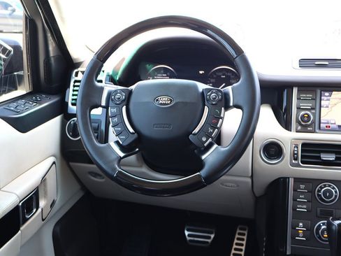 Used 2010 Land Rover Range Rover Supercharged AWD/4WD image 18