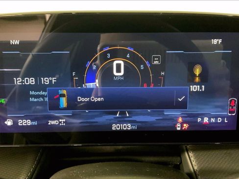 Used 2025 Chevrolet Equinox LT image 20