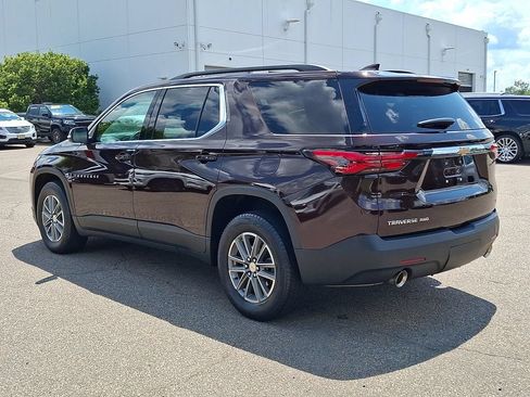 Used 2023 Chevrolet Traverse LT AWD/4WD image 7