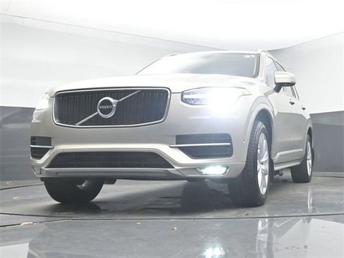 Used 2016 Volvo XC90 T6 Momentum w/ Momentum Plus Package image 11