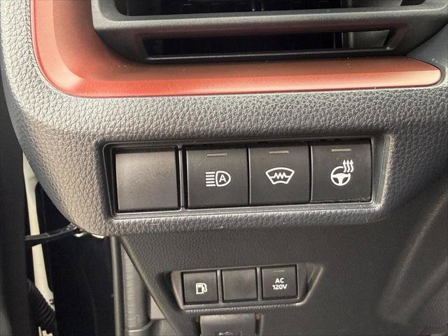 Certified 2025 Toyota Prius Plug-In Hybrid FWD image 22