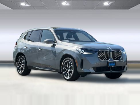 Used 2025 BMW X3 xDrive30 w/ Premium Package AWD/4WD image 6