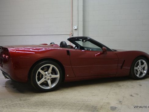 Used 2006 Chevrolet Corvette Convertible w/ Preferred Equipment Group image 30