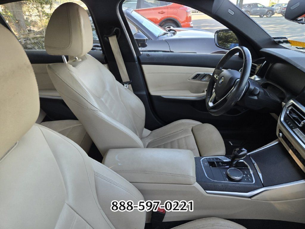 Used 2019 BMW 330i Sedan w/ Premium Package RWD image 11