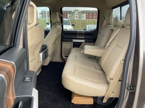 Used 2016 Ford F150 Lariat image 23