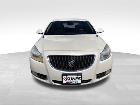 Used 2012 Buick Regal Leather FWD image 11