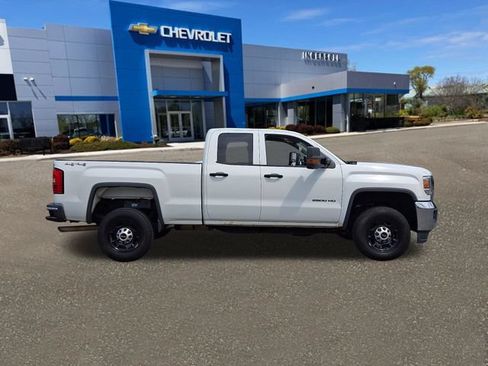 Used 2015 GMC Sierra 2500 4x4 Double Cab w/ Sierra Convenience Package image 27