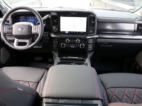 New 2026 Ford F250 Lariat w/ Black Appearance Package AWD/4WD image 31
