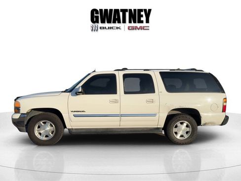 Used 2004 GMC Yukon XL SLT w/ Preferred Equipment Group image 4
