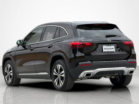 New 2026 Mercedes-Benz GLA 250 image 3