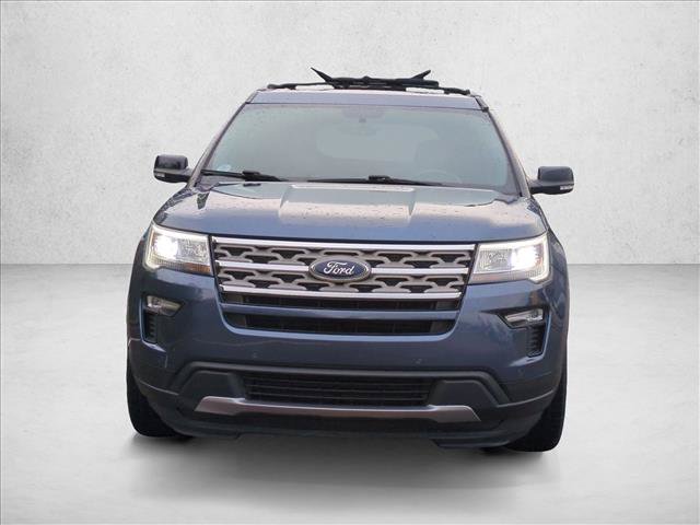 Used 2018 Ford Explorer XLT w/ Equipment Group 202A AWD/4WD image 2