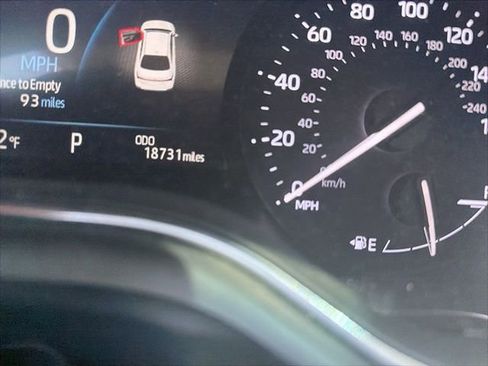 Certified 2022 Toyota Avalon XLE w/ Moonroof Package FWD image 7