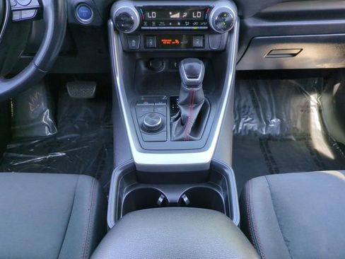 Used 2021 Toyota RAV4 SE w/ Weather & Moonroof Package AWD/4WD image 19