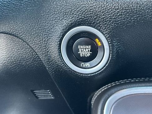 Used 2019 Dodge Challenger SXT w/ Blacktop Package image 23