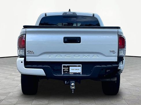 Certified 2021 Toyota Tacoma TRD Sport w/ TRD Premium Sport Package AWD/4WD image 5
