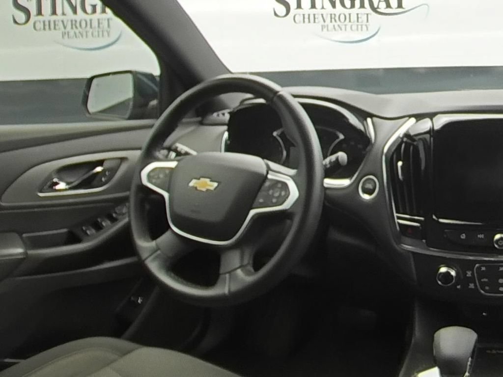 Used 2023 Chevrolet Traverse LT FWD image 16