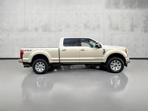 Used 2018 Ford F250 Platinum w/ Platinum Ultimate Package image 8