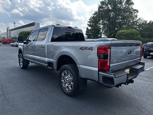 Used 2023 Ford F250 Lariat w/ Lariat Ultimate Package AWD/4WD image 7