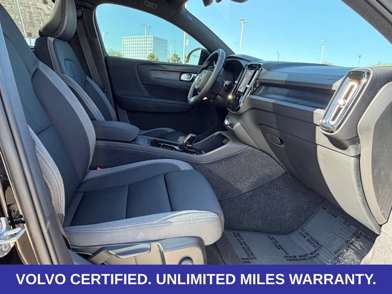 Certified 2023 Volvo C40 Recharge Core AWD/4WD image 30