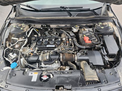 Used 2019 Honda Accord EX image 30