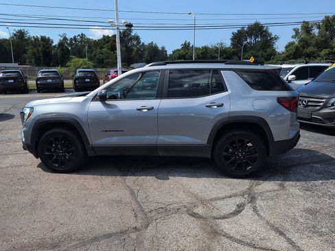 Used 2026 GMC Terrain Elevation w/ Elevation Premium Package FWD image 4