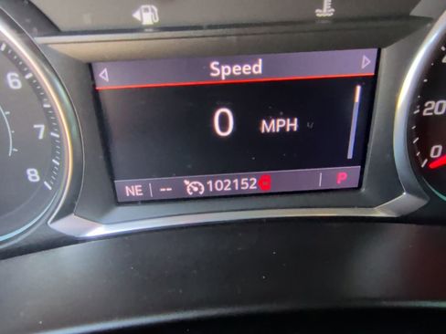 Used 2019 Chevrolet Equinox Premier image 20