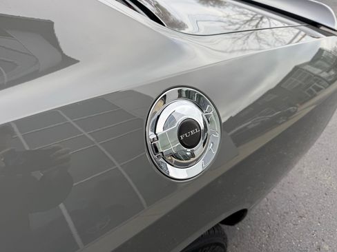 Used 2023 Dodge Challenger SXT image 14