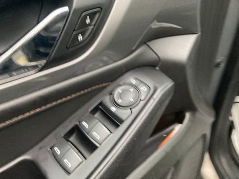 Used 2019 Chevrolet Traverse LT image 14