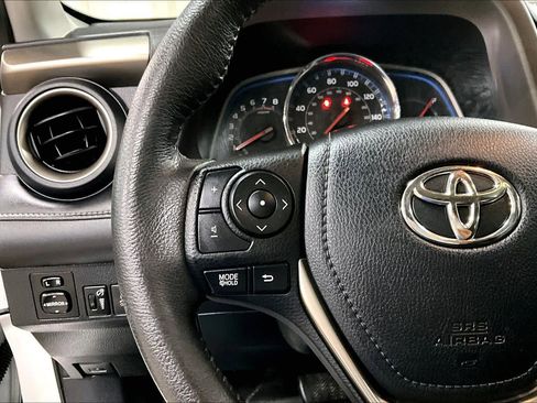 Used 2013 Toyota RAV4 Limited image 22