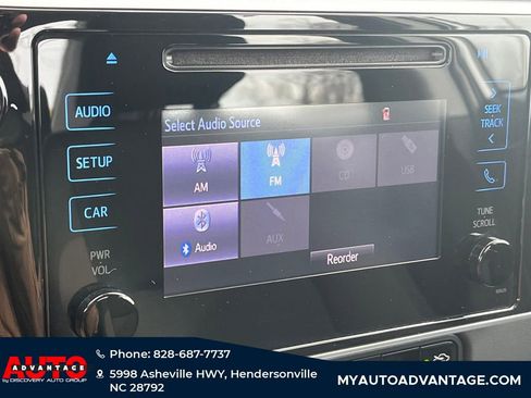 Used 2019 Toyota Corolla LE image 10